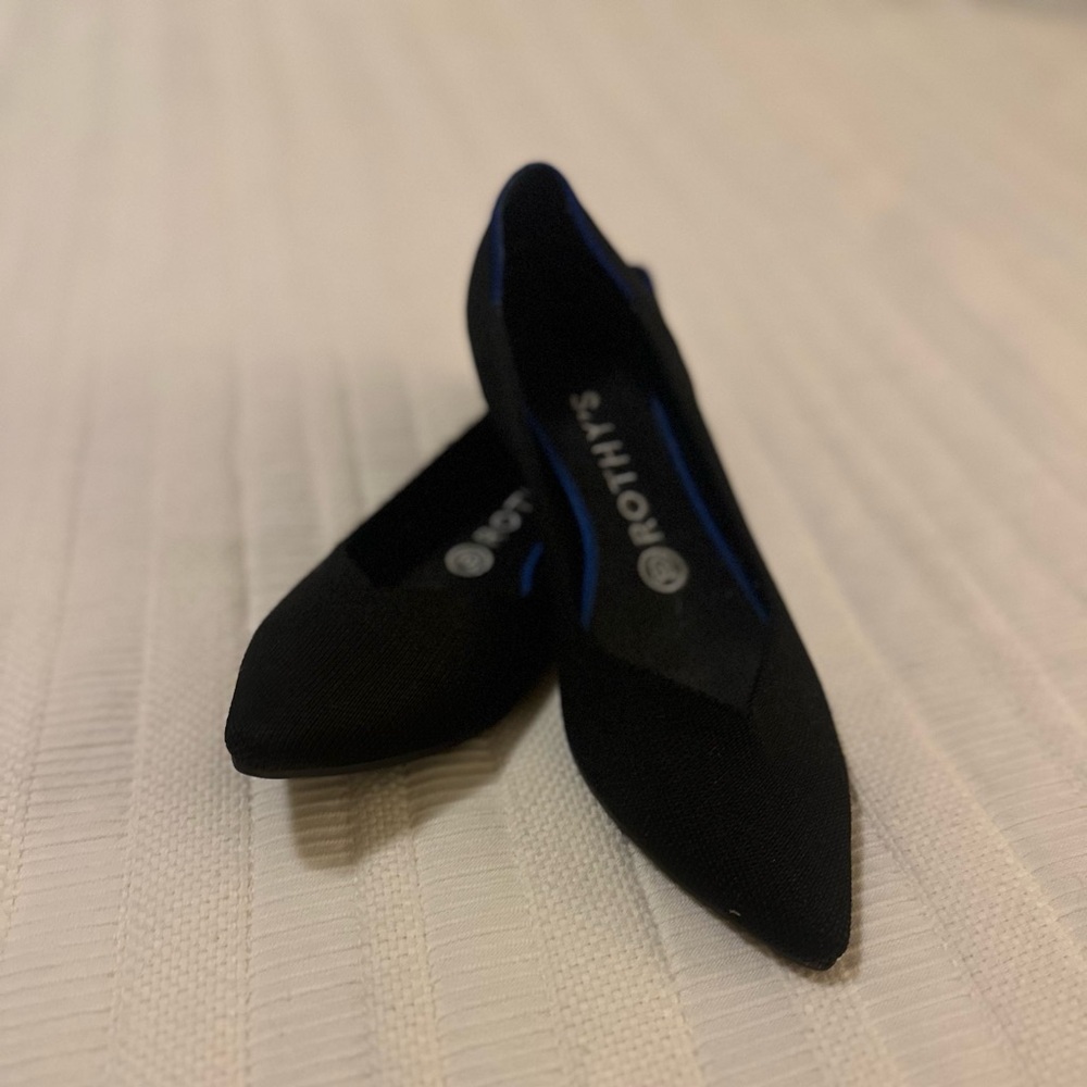 Rothy's Black Pointed Flats size 8.5